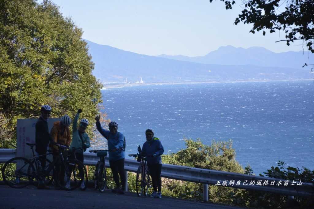 浮世繪《東海道五十三次》中絕景之一「薩埵峠」