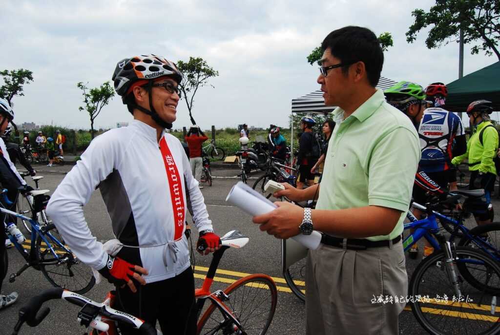 「挑戰者運動協會」2010年首場舉辦，鼻祖「張開明」與挑戰者理事長陳建銘〈時任台北市議員〉相見歡