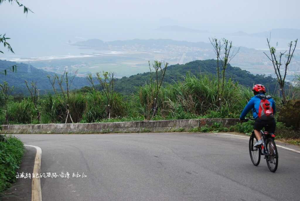 那麼開闊擁抱你「三界壇路俯覽金山視野」